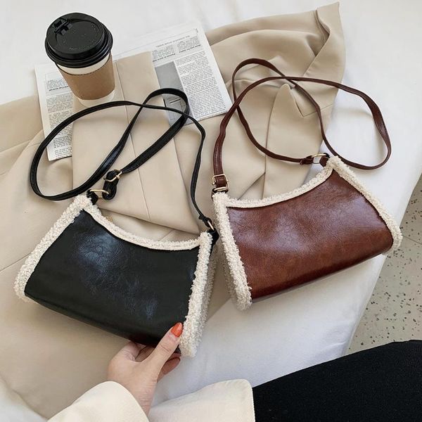 cross body lady shoulder splicing fleece pu purse casual winter bag street handbag youth ladies simple versatile
cross body lady shoulder splicing fleece pu purse casual winter bag street handbag youth ladies simple versatile
