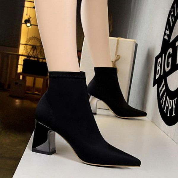 fashion new winter women keep warm ankle boots women solid color female high heel boots part ladies short1, Black
fashion new winter women keep warm ankle boots women solid color female high heel boots part ladies short1, Black