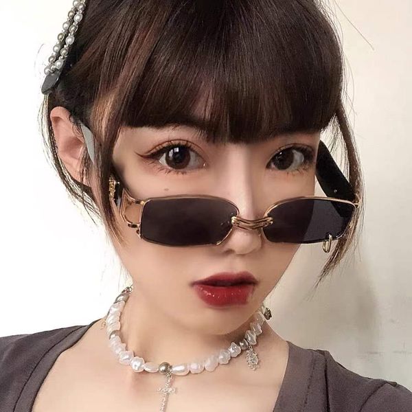 net red woman gm korean fashion cool man wu yifan co branded with w002 personalized polarizing sunglasses, White;black
net red woman gm korean fashion cool man wu yifan co branded with w002 personalized polarizing sunglasses, White;black