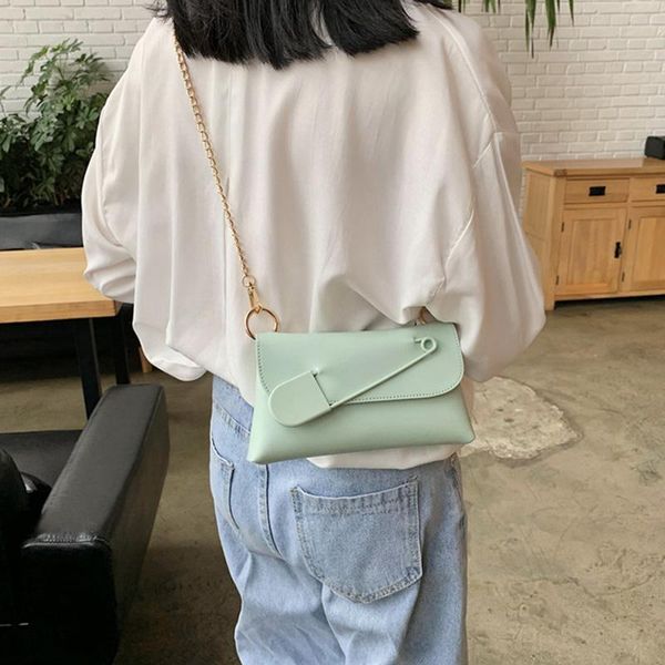 personality brooch type women's shoulder cross body bags pins fashion design messenger bag pu leather women handbag ladies flap
personality brooch type women's shoulder cross body bags pins fashion design messenger bag pu leather women handbag ladies flap