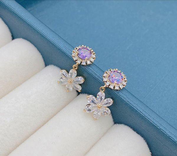2020 the new super glitter daisy shape purple six-petal flower tassel sweet and gentle ear nail 361, Golden;silver
2020 the new super glitter daisy shape purple six-petal flower tassel sweet and gentle ear nail 361, Golden;silver