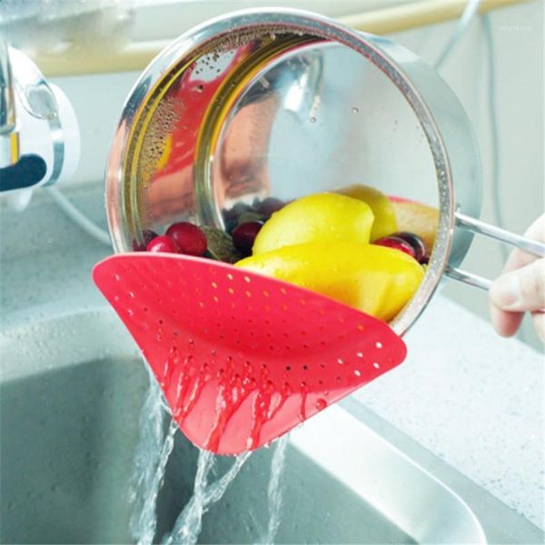1pc pot strainer clip on silicone colander drain tool fits all pots and bowls kitchen cleaning tool vegetable cookware
1pc pot strainer clip on silicone colander drain tool fits all pots and bowls kitchen cleaning tool vegetable cookware