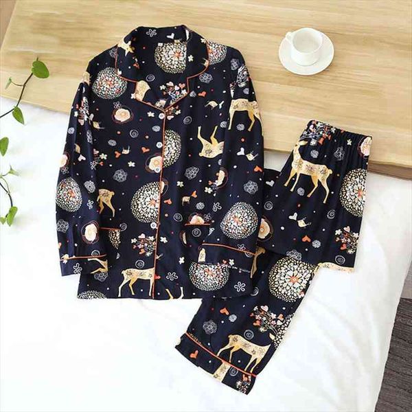 spring and summer ladies viscose pajamas cover man-made long-sleeved cartoon loose soft and thin home service, Black;red
spring and summer ladies viscose pajamas cover man-made long-sleeved cartoon loose soft and thin home service, Black;red