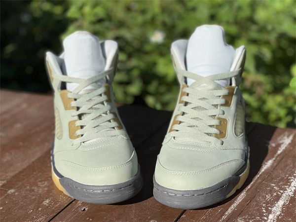 2022 release authentic 5 jade horizon basketball shoes jade horizon light silver anthracite pink glaze retro men sports shoes with box 40-47
2022 release authentic 5 jade horizon basketball shoes jade horizon light silver anthracite pink glaze retro men sports shoes with box 40-47