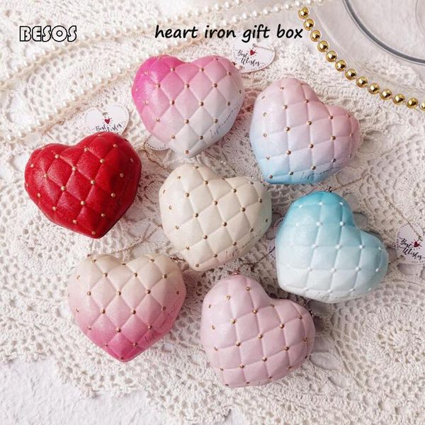 gift wrap 12pcs wholesale gradient diamond color heart shaped iron box wedding party christmas candy ring package decoration
gift wrap 12pcs wholesale gradient diamond color heart shaped iron box wedding party christmas candy ring package decoration