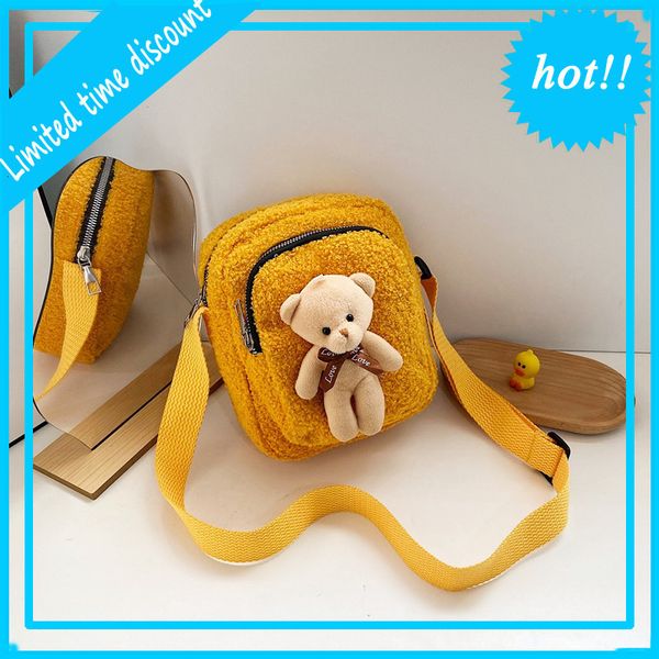 cute lamb bear women's autumn and winter 2020 new hairy shoulder bag fashion versatile messenger
cute lamb bear women's autumn and winter 2020 new hairy shoulder bag fashion versatile messenger