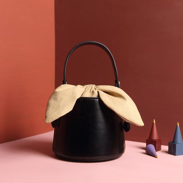 one shoulder women's bag 2021new leather bucket bag fashion bow one shoulder handbag
one shoulder women's bag 2021new leather bucket bag fashion bow one shoulder handbag