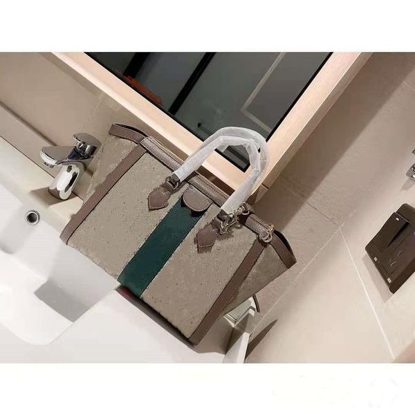 designer design selling womens bags deformation bag diagonal bag handbag fashion atmosphere travel necessary
designer design selling womens bags deformation bag diagonal bag handbag fashion atmosphere travel necessary