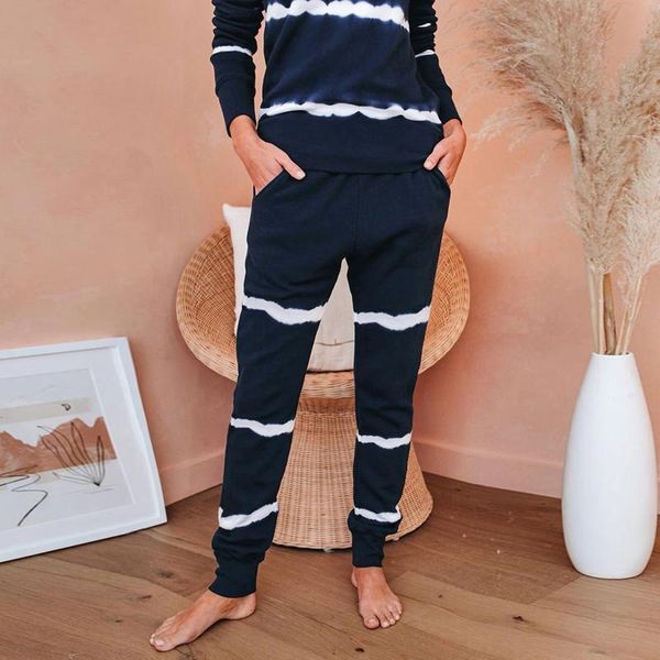 women gradient long sleeves long pants tracksuit ladies striped sweater two-piece suit warm sportswear suit winter 2020, White;black
women gradient long sleeves long pants tracksuit ladies striped sweater two-piece suit warm sportswear suit winter 2020, White;black