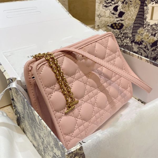 2020 new luxury original single design global selling classic women handbags retro simple one shoulder messenger bag ing, Black
2020 new luxury original single design global selling classic women handbags retro simple one shoulder messenger bag ing, Black