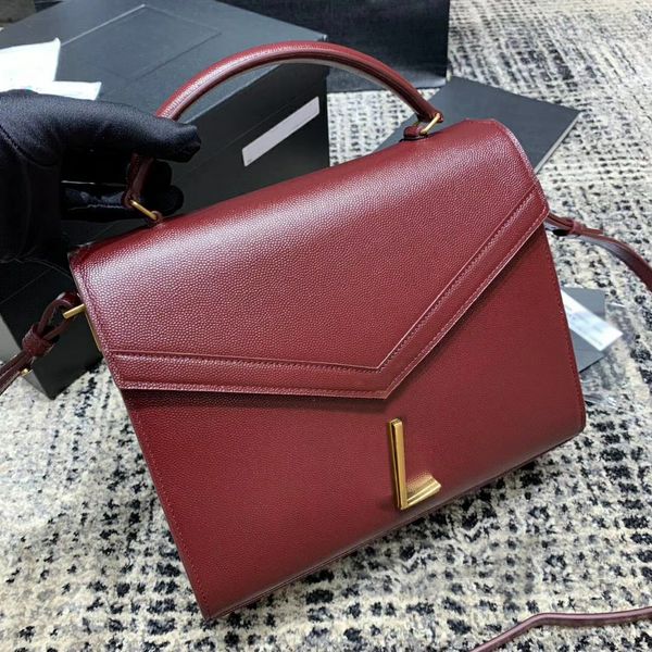 new handbag 7a high-end quality fashion handbag one shoulder diagonal cross leather woman's bag elegant bag interior compartment 578000
new handbag 7a high-end quality fashion handbag one shoulder diagonal cross leather woman's bag elegant bag interior compartment 578000