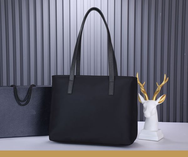 1bg052 womens tote bag handbags handle shopping brand nylon shoulder bolsos luxury gift
1bg052 womens tote bag handbags handle shopping brand nylon shoulder bolsos luxury gift