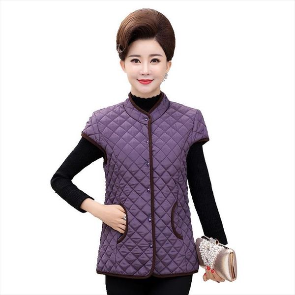 2021 new plaid quilted vests 2021 fall winter women coat plus size solid waistcoat sleeveless cotton padded mother warm outwear, Black;white
2021 new plaid quilted vests 2021 fall winter women coat plus size solid waistcoat sleeveless cotton padded mother warm outwear, Black;white