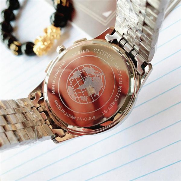 2020 new fashion men's watch with calendar life waterproof gentleman business all-match stainless steel 43mm large dial watch christmas, Slivery;brown
2020 new fashion men's watch with calendar life waterproof gentleman business all-match stainless steel 43mm large dial watch christmas, Slivery;brown