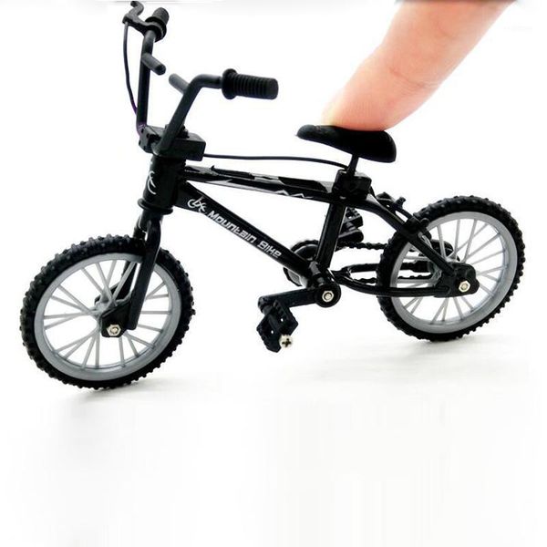 mini alloy bicycle model metal finger mountain bike racing toys for children micro landscape office home miniatures decoration1
mini alloy bicycle model metal finger mountain bike racing toys for children micro landscape office home miniatures decoration1