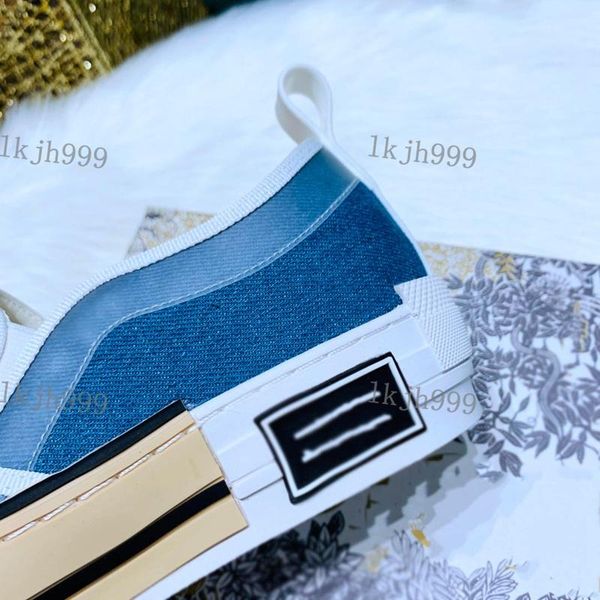 hochwertige modisch ckte slipper mit dem gleichen stil von freizeitschuhen fur manner und frauen faulen uberschuhen aus einfachem und, Black;red
hochwertige modisch ckte slipper mit dem gleichen stil von freizeitschuhen fur manner und frauen faulen uberschuhen aus einfachem und, Black;red