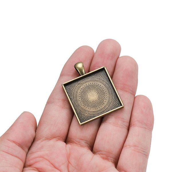 5pcs/lot zinc alloy gold plated square cabochons bases settings 25mm pendant bezel trays for diy jewelry making supplies wmtoli
5pcs/lot zinc alloy gold plated square cabochons bases settings 25mm pendant bezel trays for diy jewelry making supplies wmtoli