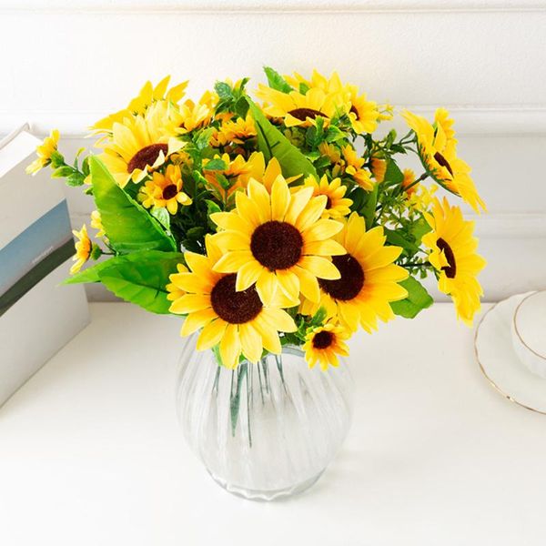 2pcs 7 heads sunflower artificial flower fake flores bouquet wedding decoration garden home decoration
2pcs 7 heads sunflower artificial flower fake flores bouquet wedding decoration garden home decoration