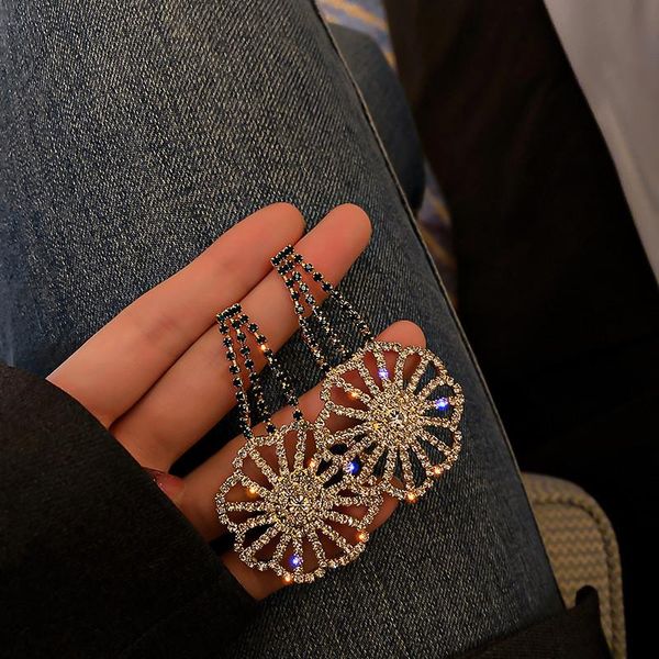 dangle & chandelier fyuan hollow flowers crystal drop earrings for women bijoux rhinestone statement jewelry, Silver
dangle & chandelier fyuan hollow flowers crystal drop earrings for women bijoux rhinestone statement jewelry, Silver