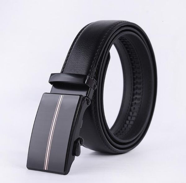 men fashion 2019 design belts women leather belt gold silver and black buckle, Black;brown
men fashion 2019 design belts women leather belt gold silver and black buckle, Black;brown