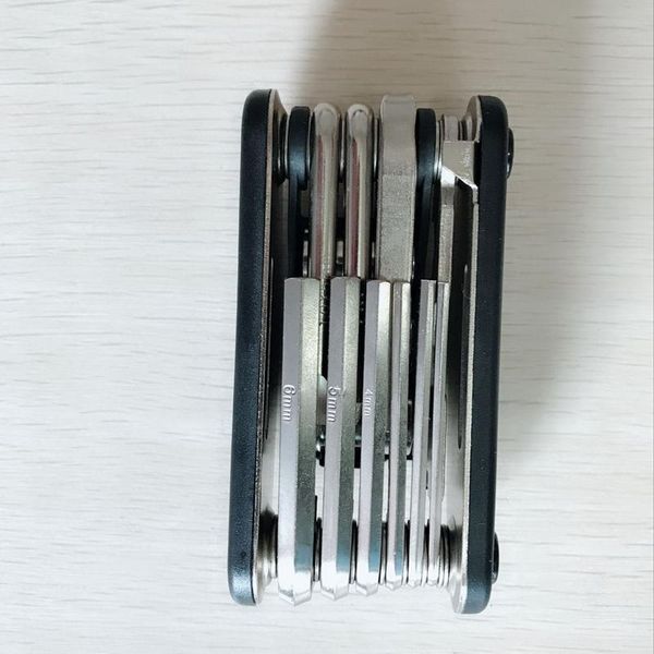 15 in 1 bicycle tool set mountain road bike multi-function repair tool kit hexagonal spoke wrench screwdriver tool styles
15 in 1 bicycle tool set mountain road bike multi-function repair tool kit hexagonal spoke wrench screwdriver tool styles