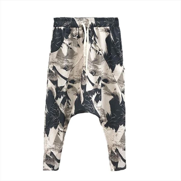 spring hip hop womens big crotch pants harem pants elastic waist graffiti printed casual trousers large size cropped, Black;white
spring hip hop womens big crotch pants harem pants elastic waist graffiti printed casual trousers large size cropped, Black;white