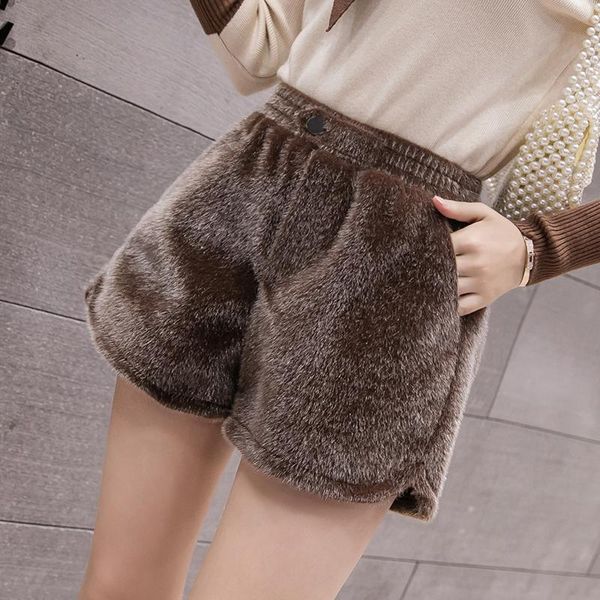 casual 2021 autumn winter warm shorts women high waist wide leg outerwear booty shorts femme pantalones cortos mujer, White;black
casual 2021 autumn winter warm shorts women high waist wide leg outerwear booty shorts femme pantalones cortos mujer, White;black