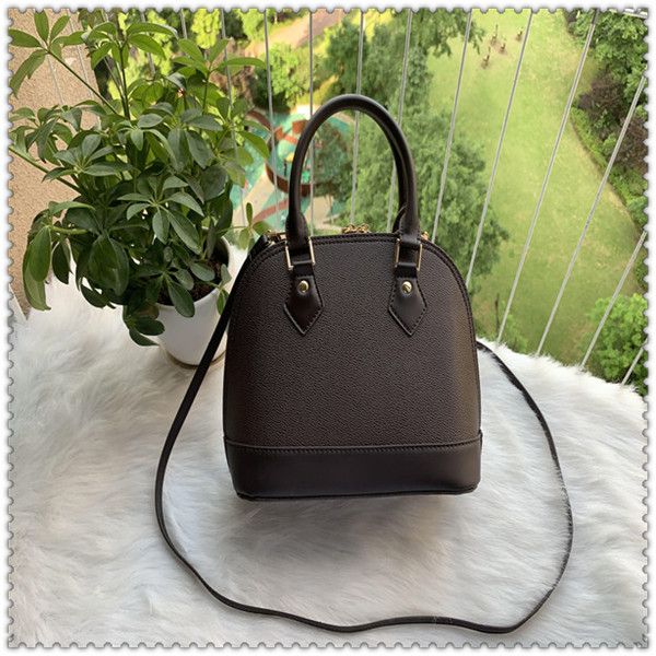 hh new luxury designer handbags women tote bags designer shoulder handbags evening clutch bag messenger crossbody bags for women handbags
hh new luxury designer handbags women tote bags designer shoulder handbags evening clutch bag messenger crossbody bags for women handbags
