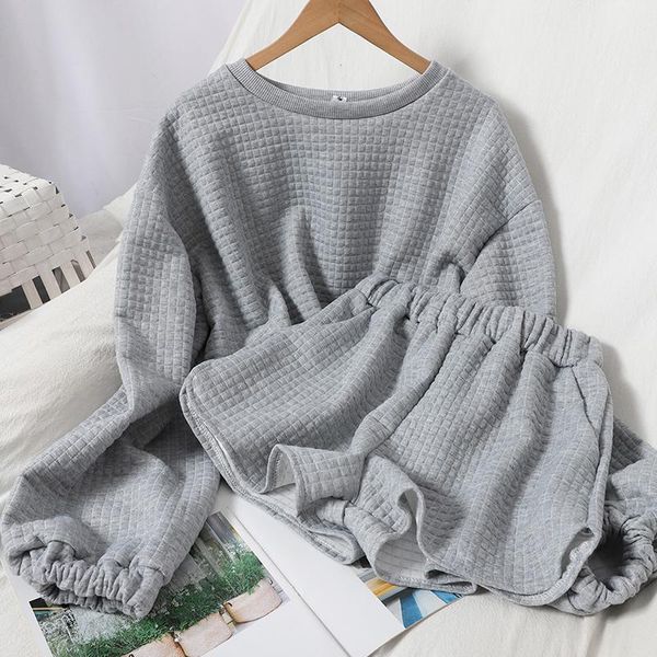 drawstring waist 2 piece set korean o neck sweater elastic waist straight wide leg shorts sets for womens autumn two-piece suit, Gray
drawstring waist 2 piece set korean o neck sweater elastic waist straight wide leg shorts sets for womens autumn two-piece suit, Gray