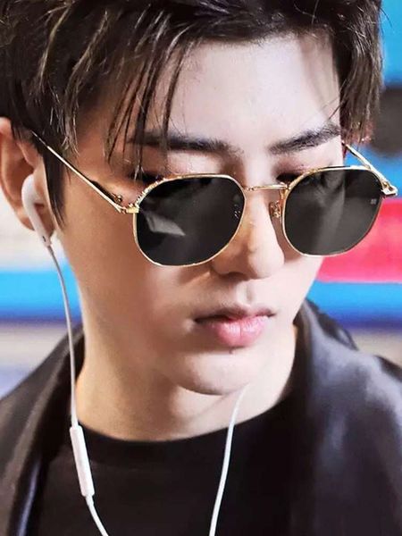 cai xukun's same polarized fashionable and handsome uv proof sunglasses for men's driving, Black
cai xukun's same polarized fashionable and handsome uv proof sunglasses for men's driving, Black