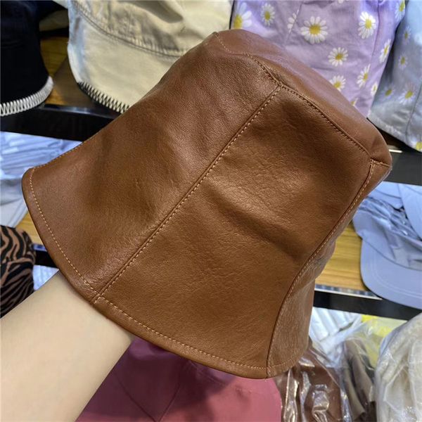 2021 new fashion luxury bucket hat fisherman hat classic travel sun hat for men and women, Blue;gray
2021 new fashion luxury bucket hat fisherman hat classic travel sun hat for men and women, Blue;gray