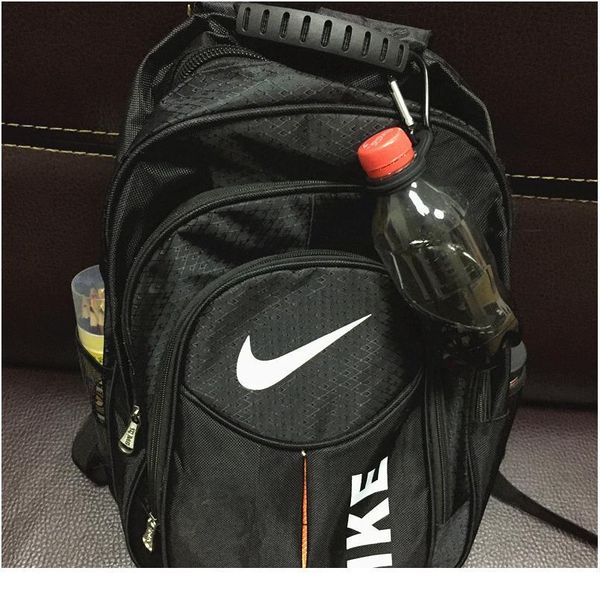 1pc 2020 sports kettle buckle outdoor carabiner water bottle holder camping hiking tool aluminum rubber buckle hook qylnol
1pc 2020 sports kettle buckle outdoor carabiner water bottle holder camping hiking tool aluminum rubber buckle hook qylnol