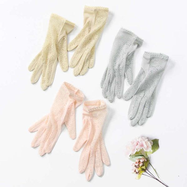 japanese ultraviolet mulberry sunscreen anti single thin short lace silk five finger sleeping gloves yjxd, Blue;gray
japanese ultraviolet mulberry sunscreen anti single thin short lace silk five finger sleeping gloves yjxd, Blue;gray