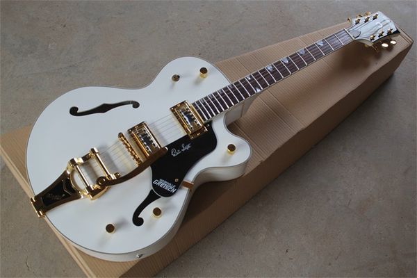 the large rocker of flyong thick body jazz hollow electric guitar can be customized according to requirements
the large rocker of flyong thick body jazz hollow electric guitar can be customized according to requirements