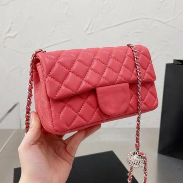 plaid floral shoulder bags lady single chain designer handbags totes purse women fashion classic cross body flap gold popular plain great wa, Black;red
plaid floral shoulder bags lady single chain designer handbags totes purse women fashion classic cross body flap gold popular plain great wa, Black;red