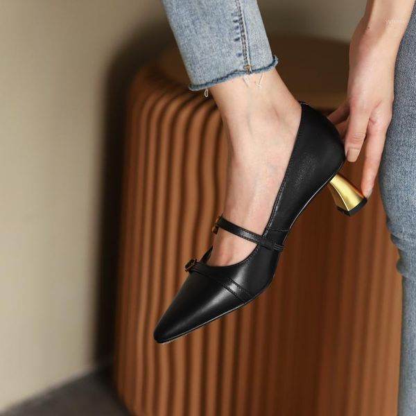 dress shoes 2021 spring and summer special-shaped heel pointed toe single women's wild fashion temperament high heels x3541, Black
dress shoes 2021 spring and summer special-shaped heel pointed toe single women's wild fashion temperament high heels x3541, Black