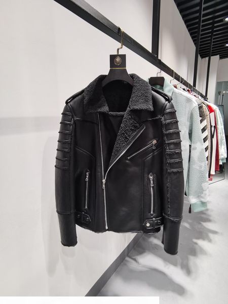 20ss мужской баранины и шерстяные куртки париж из ягненка кожаные и шерстяные пальто, Black
20ss мужской баранины и шерстяные куртки париж из ягненка кожаные и шерстяные пальто, Black