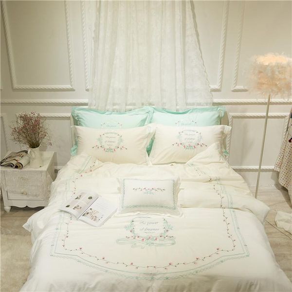 bedding sets princess style bed linen set egyptian cotton embroidered /king size girls women cute duvet cover room
bedding sets princess style bed linen set egyptian cotton embroidered /king size girls women cute duvet cover room
