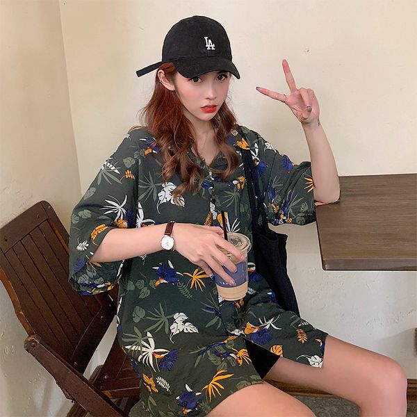 2021 new summer polo cardigan with short sleeves breathable print complete sun-proof shirt fashion women's 8pp8, White
2021 new summer polo cardigan with short sleeves breathable print complete sun-proof shirt fashion women's 8pp8, White