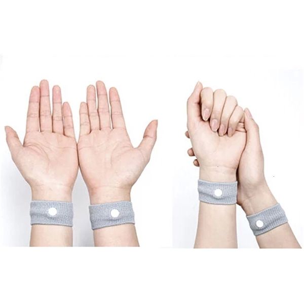 500 pcs (2pcs=1 pair) sickness reusable prevent nausea car sea boat and air travel wrists anti nausea wristbands
500 pcs (2pcs=1 pair) sickness reusable prevent nausea car sea boat and air travel wrists anti nausea wristbands