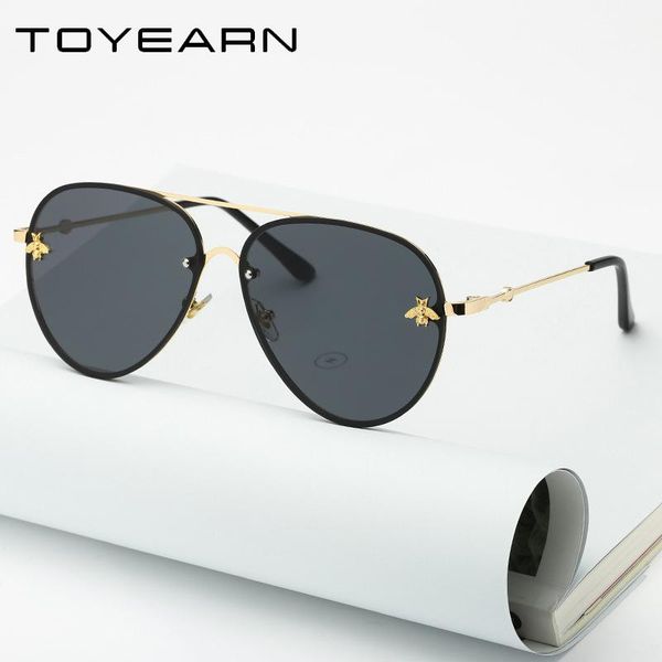 sunglasses retro designer pilot women vintage bee gradient shades metal frame sun glasses for female, White;black
sunglasses retro designer pilot women vintage bee gradient shades metal frame sun glasses for female, White;black