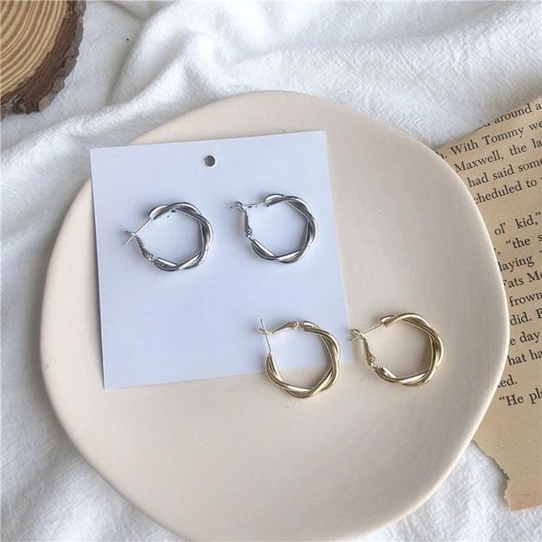 shamir 2020 new twist earrings south korean retro geometric design c earrings girl jewelry gifts, Golden;silver
shamir 2020 new twist earrings south korean retro geometric design c earrings girl jewelry gifts, Golden;silver