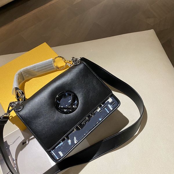 2020 new luxury original single fashion design one shoulder messenger bag wide shoulder strap high-end classic female bag ing, Black
2020 new luxury original single fashion design one shoulder messenger bag wide shoulder strap high-end classic female bag ing, Black
