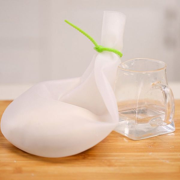 new kneading non-stick thickening noodle edible silicone dough processing preservation bag 1pc q1218
new kneading non-stick thickening noodle edible silicone dough processing preservation bag 1pc q1218