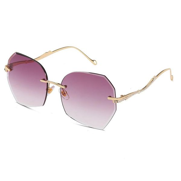 ocean color woman sunglasses 2021 new trend rimless sun glasses for women abay designer large frame driving blue gradient oculos, White;black
ocean color woman sunglasses 2021 new trend rimless sun glasses for women abay designer large frame driving blue gradient oculos, White;black