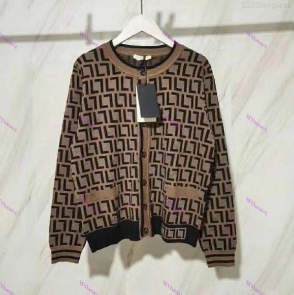 fashion designer women's high-end sweater comfortable warm cardigan cashmere mix v-neck f letter print women's sweaters, White;black
fashion designer women's high-end sweater comfortable warm cardigan cashmere mix v-neck f letter print women's sweaters, White;black
