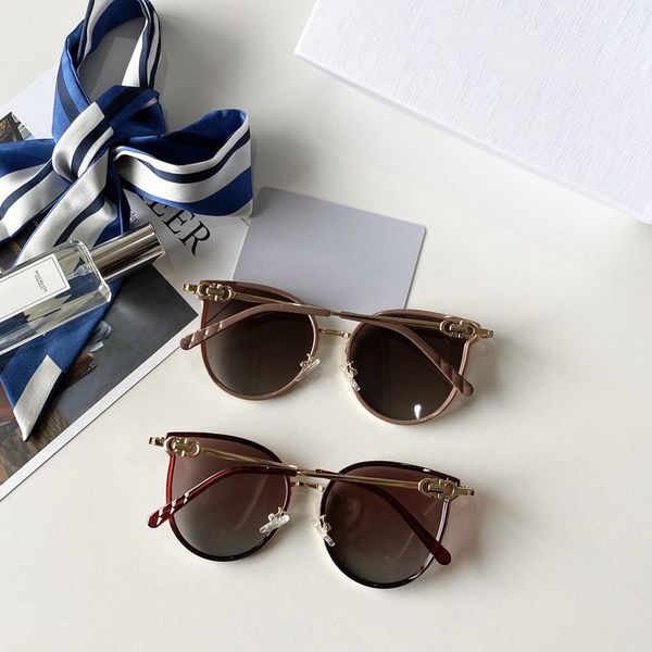 summer man woman sunglasses fashion goggle men womens sunglasses model 0208 sunglasses uv400 5 color highly quality with gift box, White;black
summer man woman sunglasses fashion goggle men womens sunglasses model 0208 sunglasses uv400 5 color highly quality with gift box, White;black