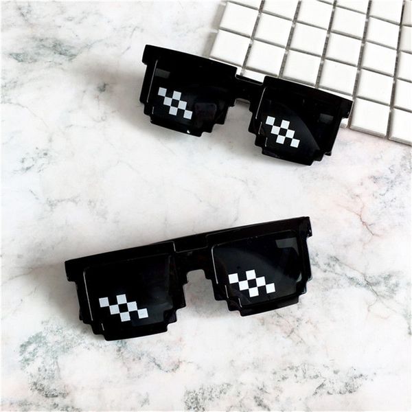 creative tiktok mosaic, vibrato, social man, code square glasses, men and women, sunglasses circle
creative tiktok mosaic, vibrato, social man, code square glasses, men and women, sunglasses circle