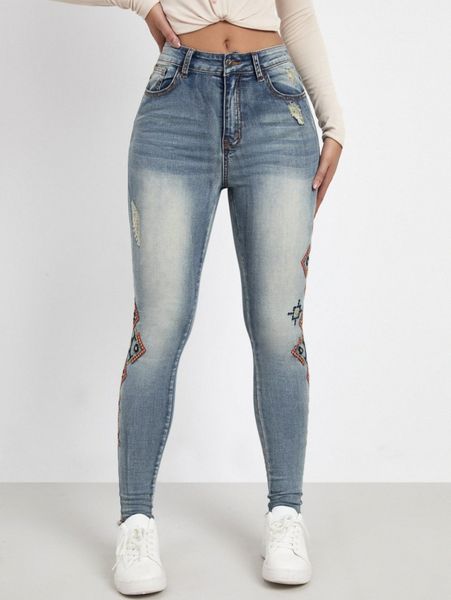 curvy geo embroidery skinny jeans m8lm#, Blue 
curvy geo embroidery skinny jeans m8lm#, Blue