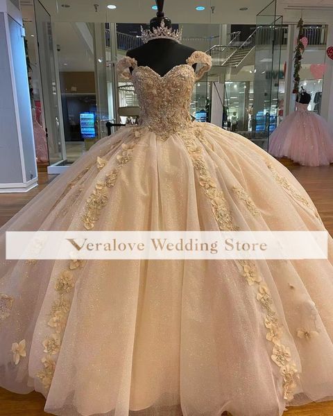 champagne quinceanera dress ball gowns off shoulder appliques lace flowers vestidos de 15 años girl prom party dresses, Blue;red
champagne quinceanera dress ball gowns off shoulder appliques lace flowers vestidos de 15 años girl prom party dresses, Blue;red